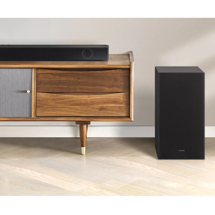 Samsung Audio Soundbar with Dolby Audio & DTS Virtual - HW-B550
